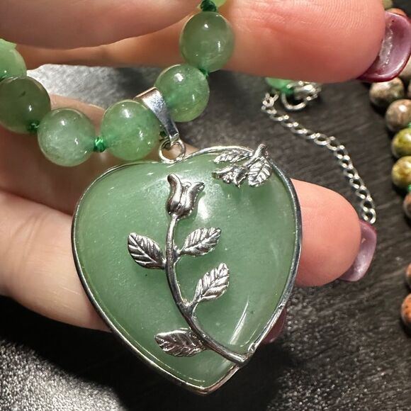 SALE! Pick one! Unakite Jasper or Aventurine stone and silver toned necklace! - Picture 4 of 7